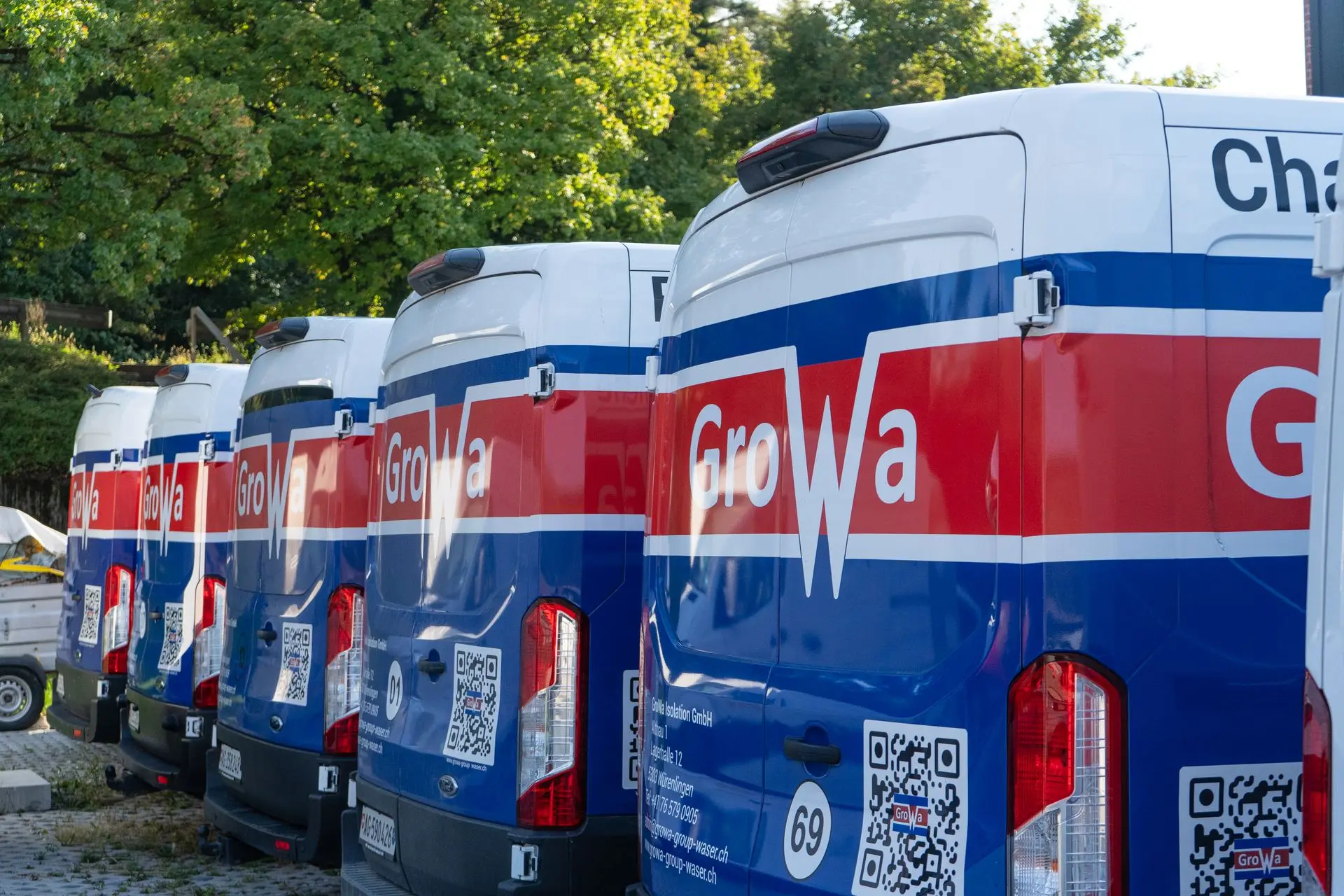 GroWa Fahrzeugflotte von hinten